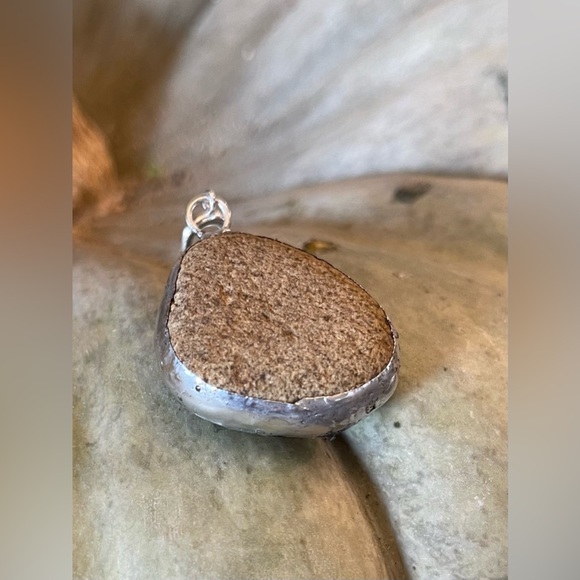 Pendant - Picture 4 of 5